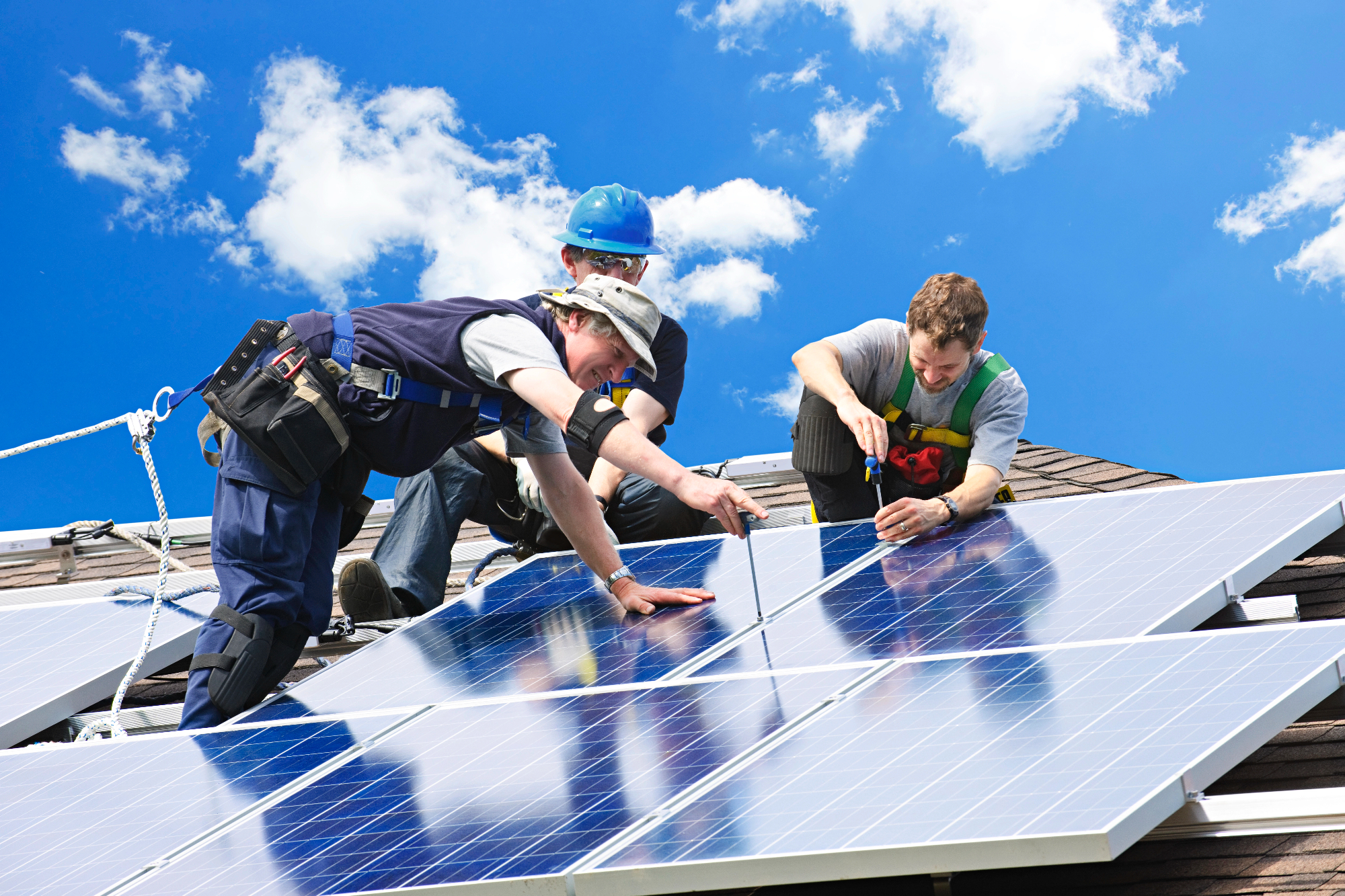 Energija prihodnosti so solarne celice, ki se napajajo iz sonca
